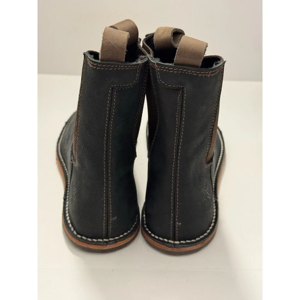 NWOB Davinci Men's Size 10 Navy Blue Leather Handmade Pull On Chelsea Boots